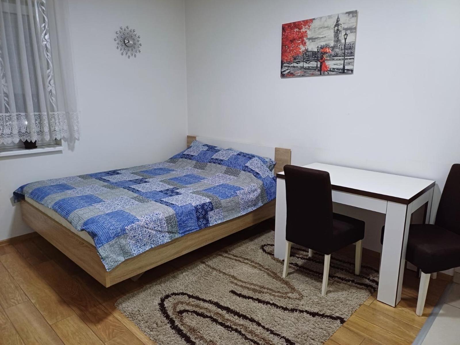 Appartamento Stan Na Dan Loznica Esterno foto